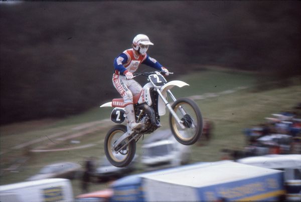 Tehdas Yamaha liitää Ranskan kv-kisassa 1983